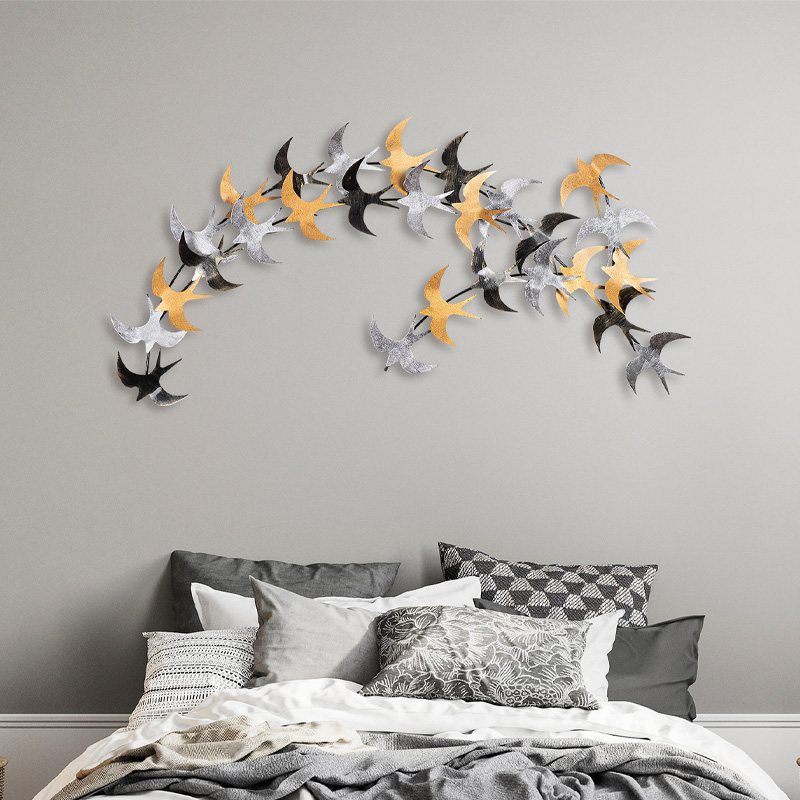 Διακοσμητικό τοίχου μεταλλικό χρώμα μαύρο - - ασημί 137x62εκ. 2