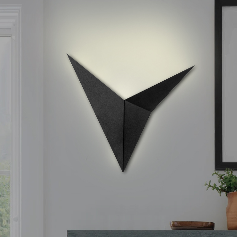 Απλίκα τοίχου μεταλλική χρώμα μαύρο 2